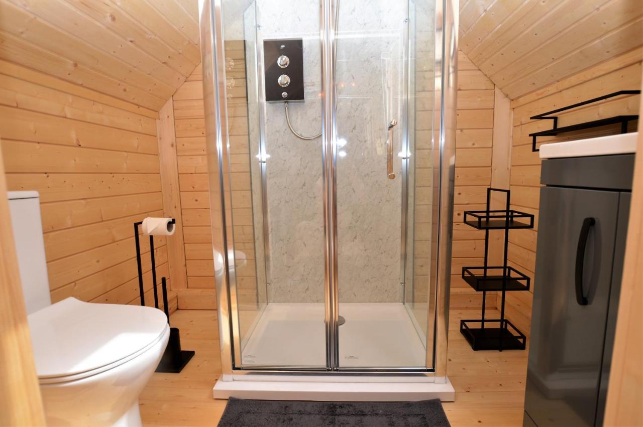 Seal Point Cabin - Luxury Glamping Cairndow Esterno foto
